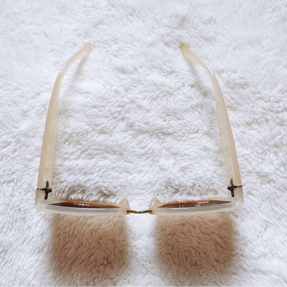 Layla Clear Beige Sleek Square Sunglasses - Picture 4 of 11